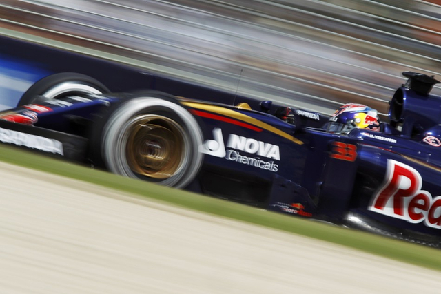 红牛车队小维斯塔潘