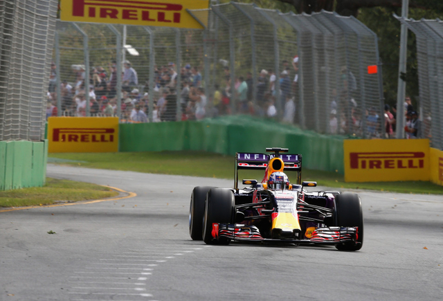 红牛车队里卡多