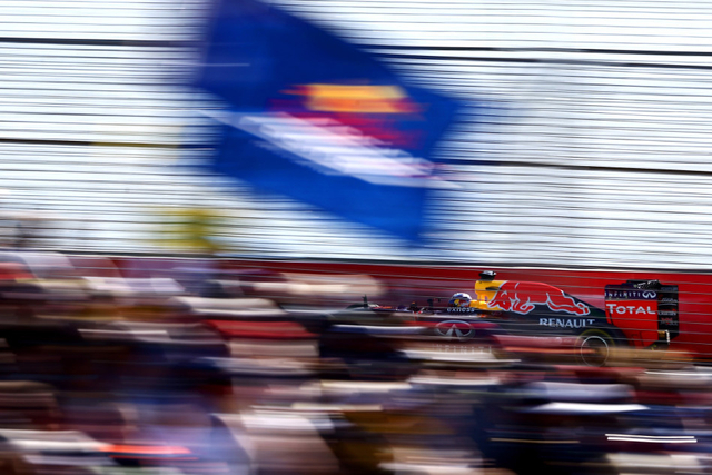 红牛车队里卡多