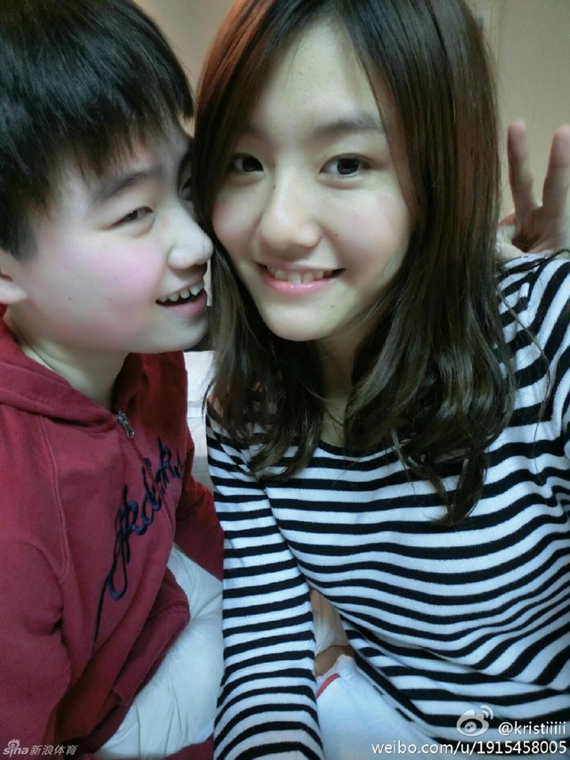游泳美女刘湘惊艳