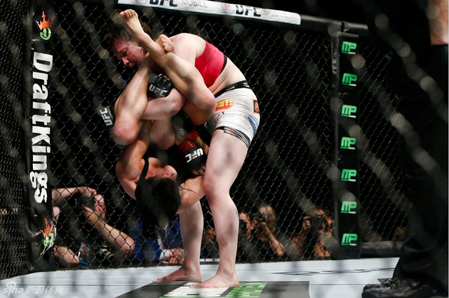 UFC186精彩瞬间集锦 19