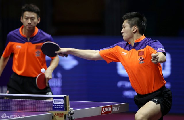 世乒赛男双半决赛赛况