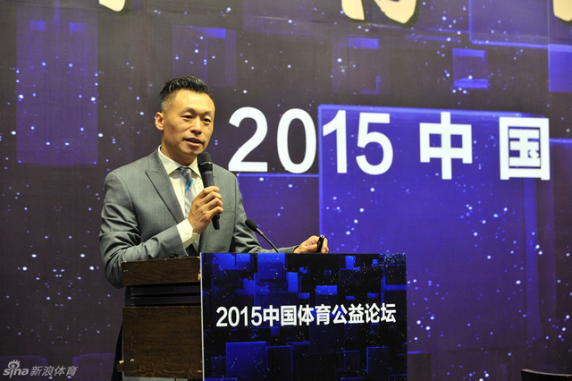 再站起来”公益创始人 侯斌