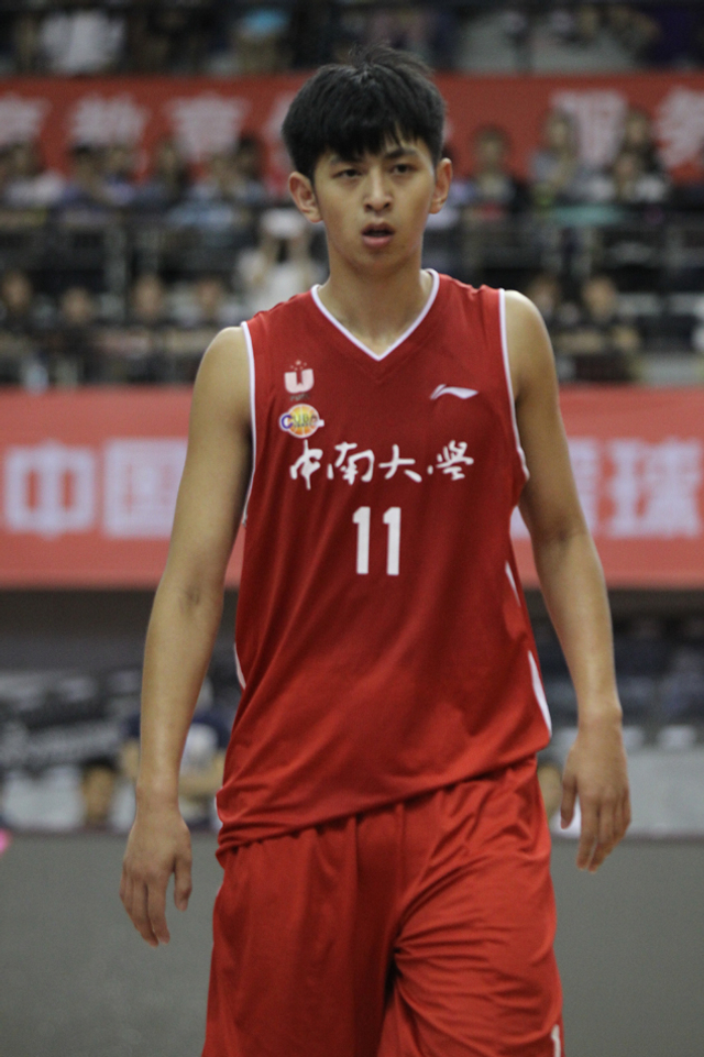 小鲜肉程天豹赛场图