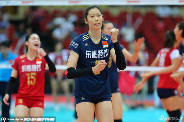 朱婷握拳