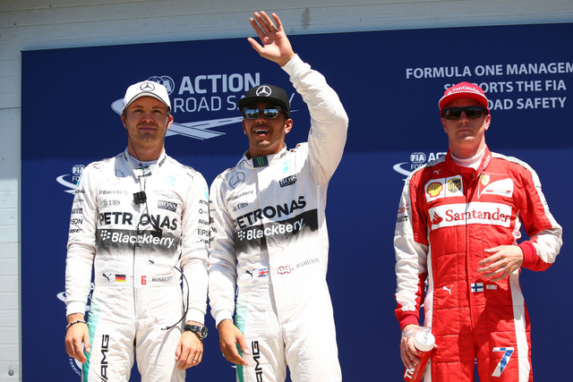 汉密尔顿庆祝夺第44个杆位