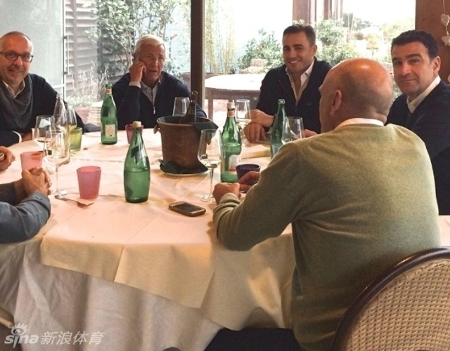 20141217 里皮在意大利家中宴请恒大教练组