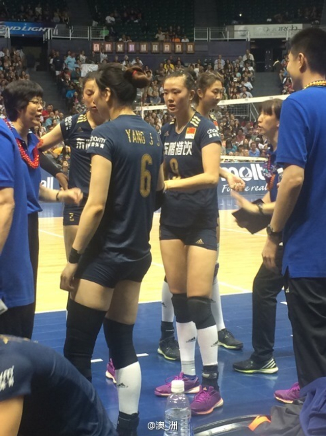 郎平指导朱婷张常宁