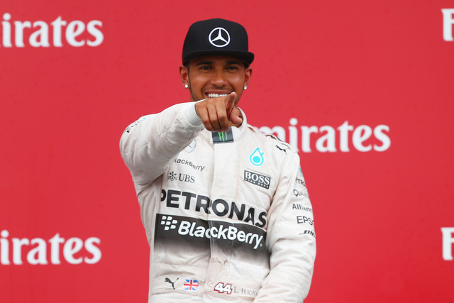 汉密尔顿庆祝夺冠