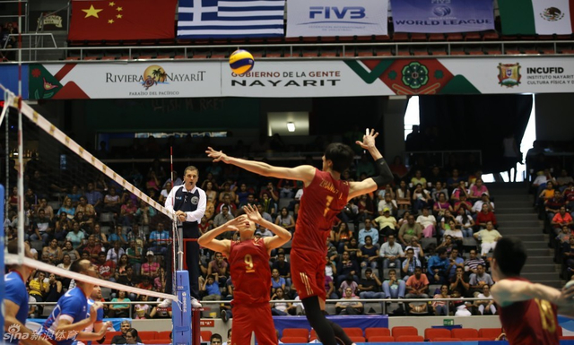 2张哲嘉3号位快球