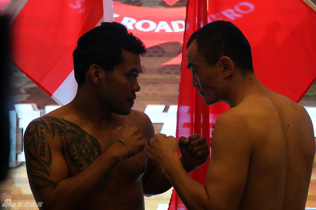 《丝路英雄》揭幕战称重仪式