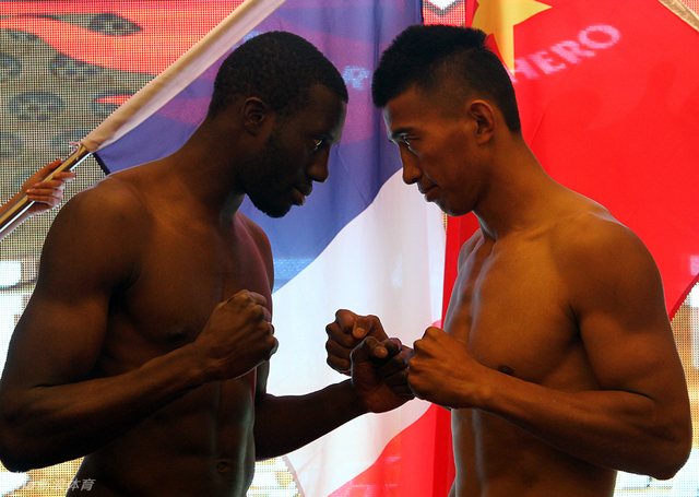 《丝路英雄》揭幕战称重仪式