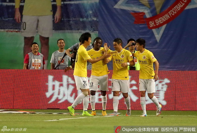 [中超]上海申鑫2-0杭州绿城