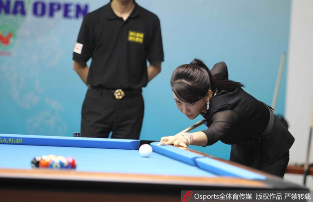 潘晓婷专注比赛