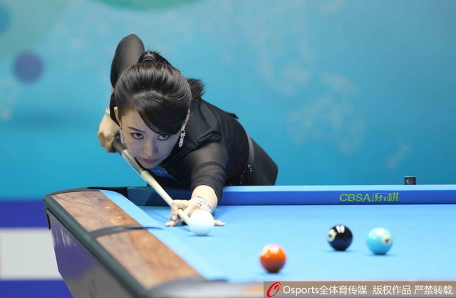 潘晓婷专注比赛