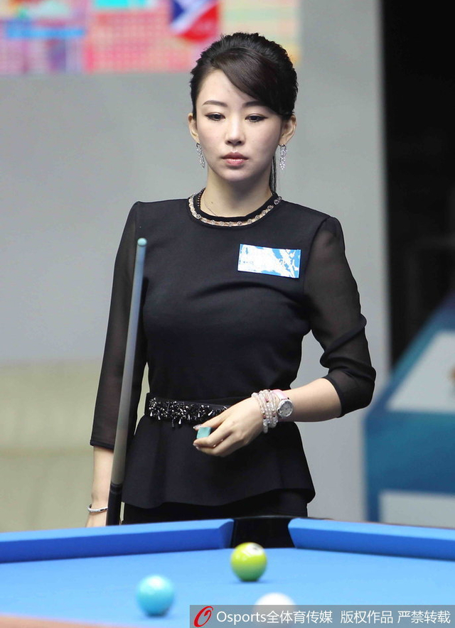 潘晓婷专注比赛