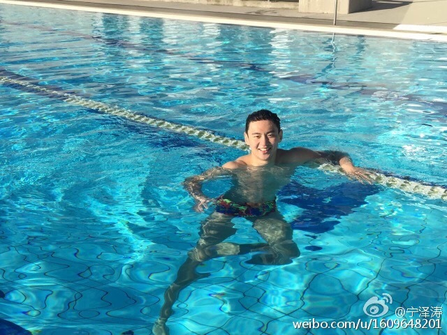 水中快乐无比
