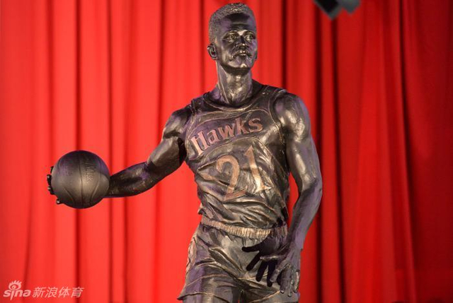 多米尼克-威尔金斯