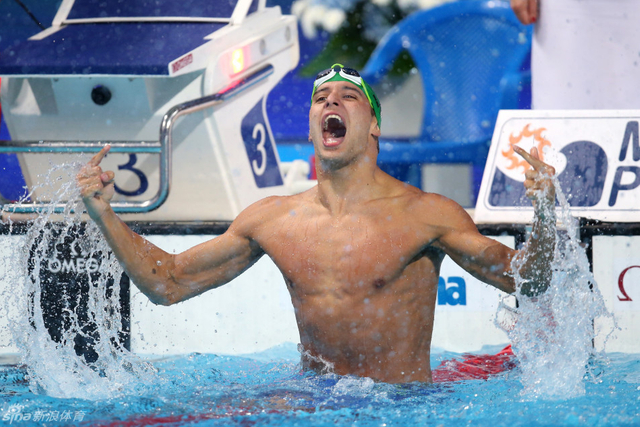 勒克洛斯100蝶登顶