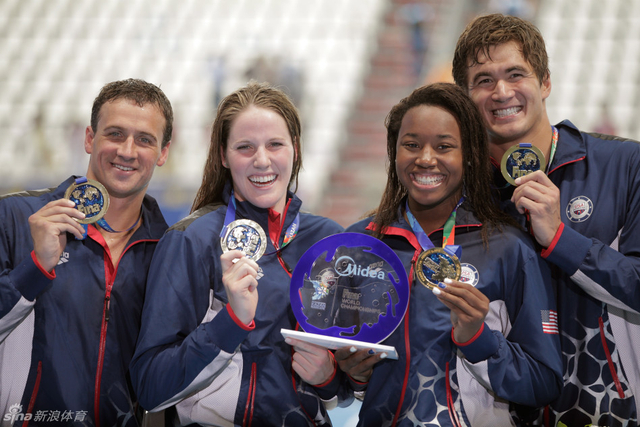 美国男女混合接力夺冠