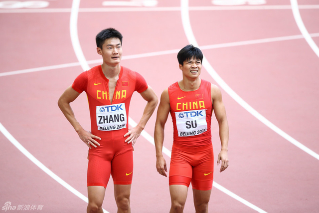 男子4X100接力预赛