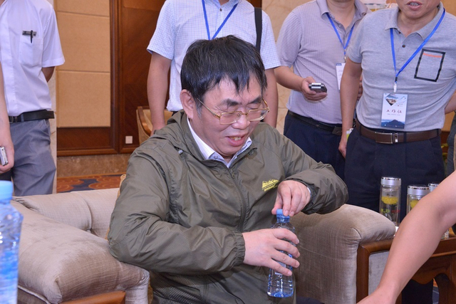 老聂露出笑容
