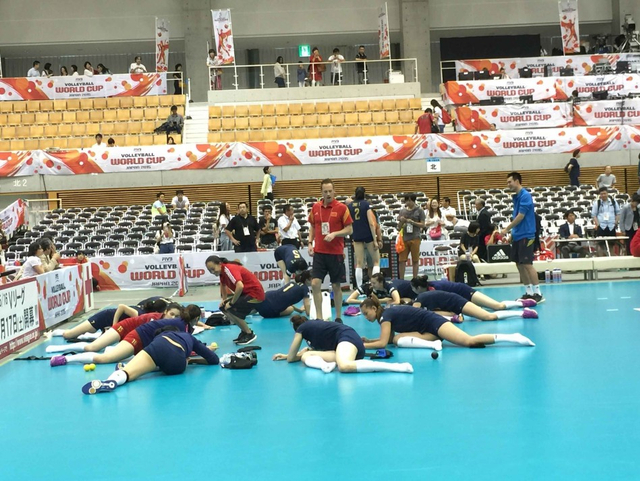 女排姑娘和她们的洋教练