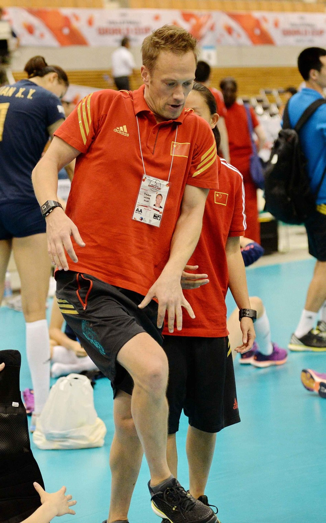 女排姑娘和她们的洋教练