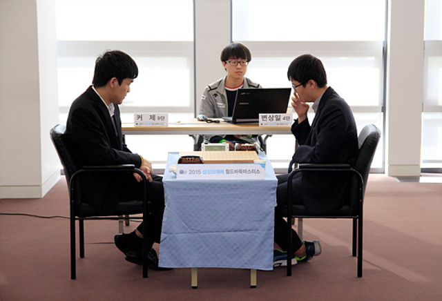 柯杰击败卞相壹