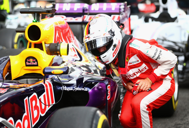 维泰尔这是在干吗?