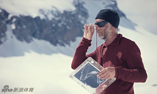 英国“雪地艺术家”Simon Beck