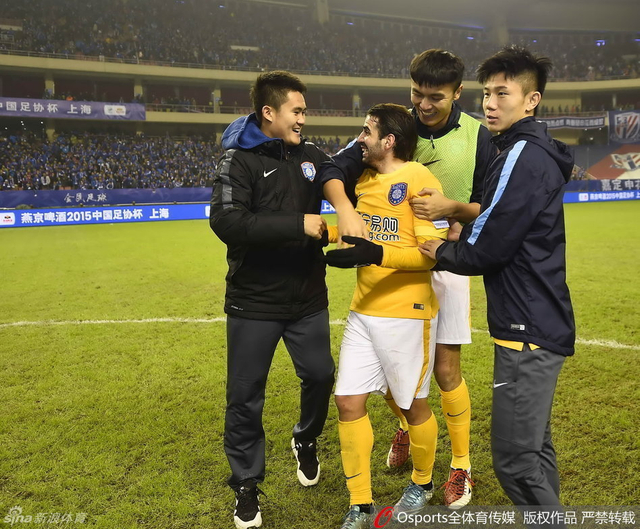 大赞埃斯库德罗