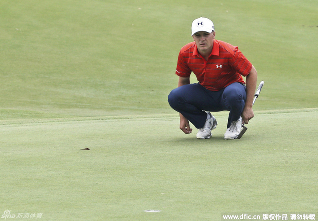 斯皮思认真看线