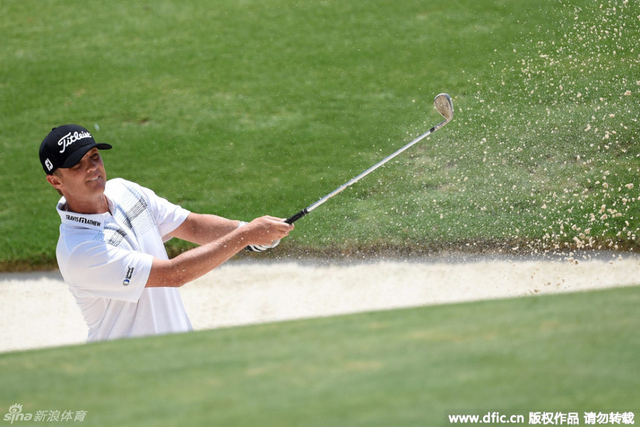 马特-琼斯沙坑救球