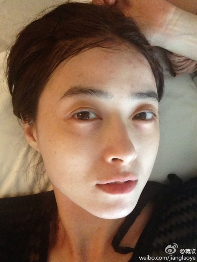 蒋欣自拍