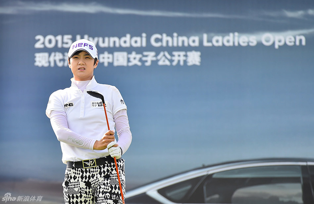 朴城炫望向落点