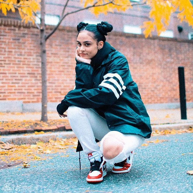 欧文性感新女友曝光