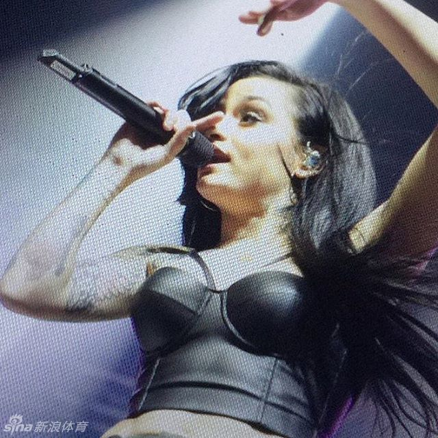 欧文性感新女友曝光