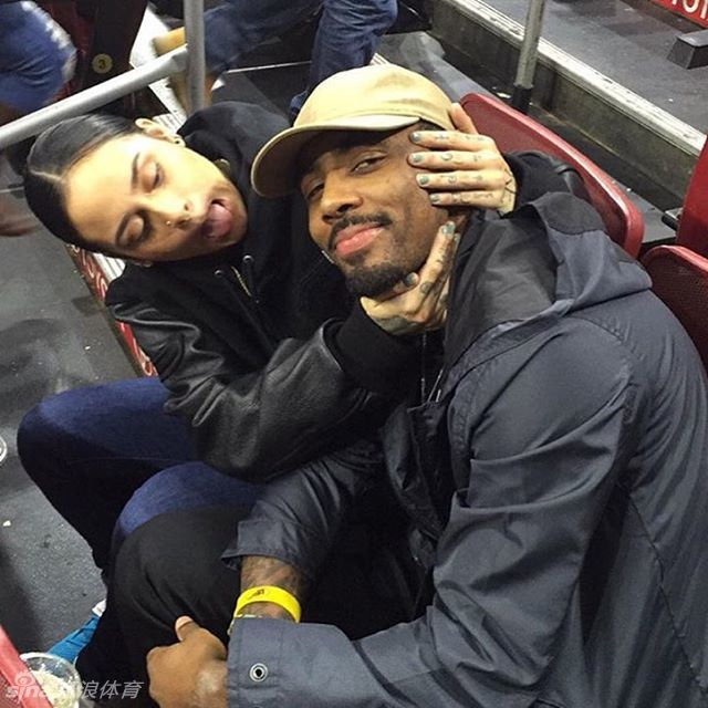 欧文性感新女友曝光