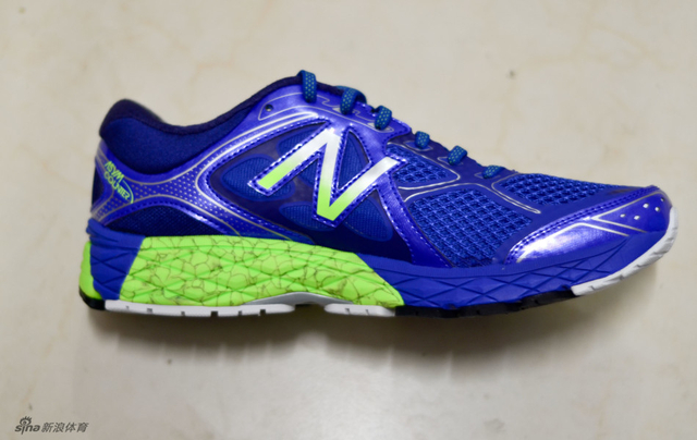 新百伦860v6跑鞋开箱实拍