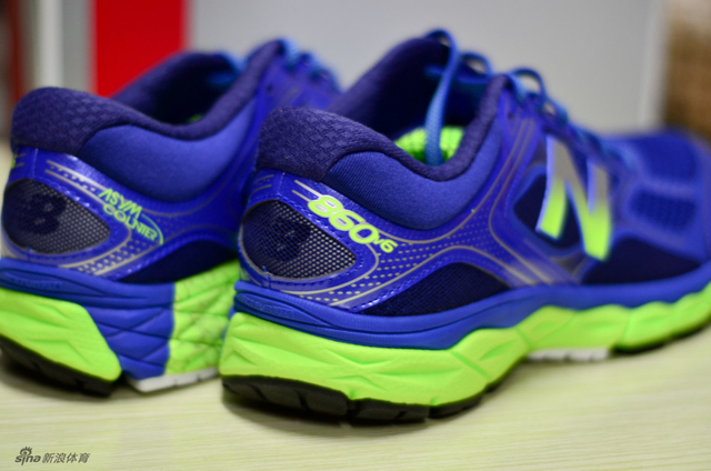 新百伦860v6跑鞋开箱实拍