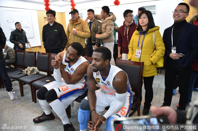 哈里斯邓特蒙分析对手