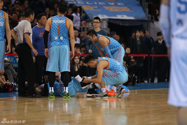 可兰帮布拉切松鞋带