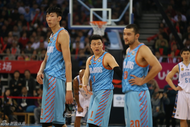 李根重回五棵松