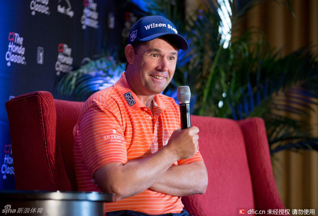 哈灵顿回答提问