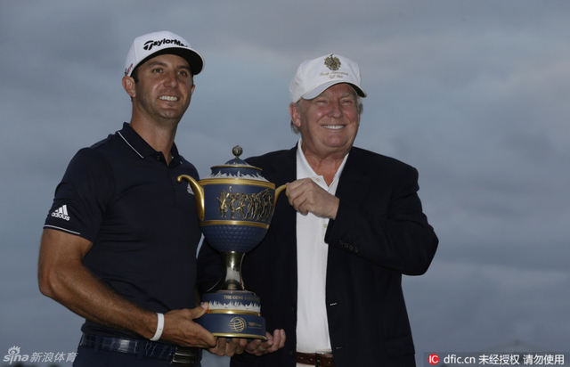 特朗普与达斯汀合影