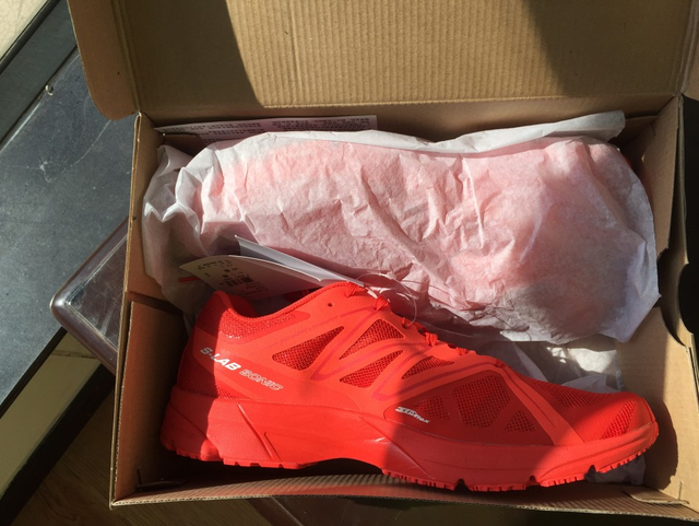 【装备控】小红鞋二代细节谍照