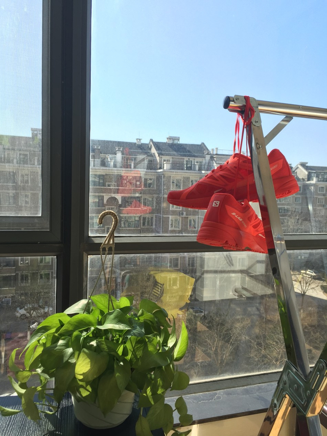 【装备控】小红鞋二代细节谍照