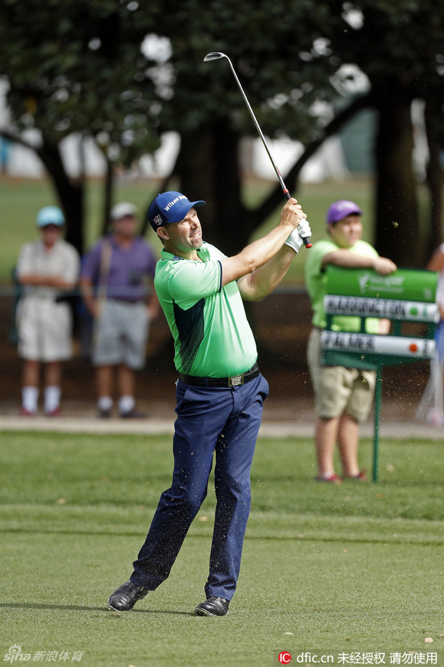 帕特里克-哈林顿攻果岭