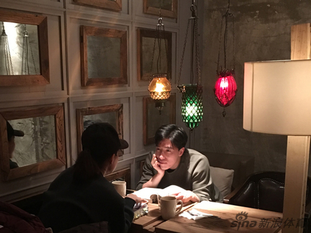刘翔吴莎咖啡馆甜蜜约会
